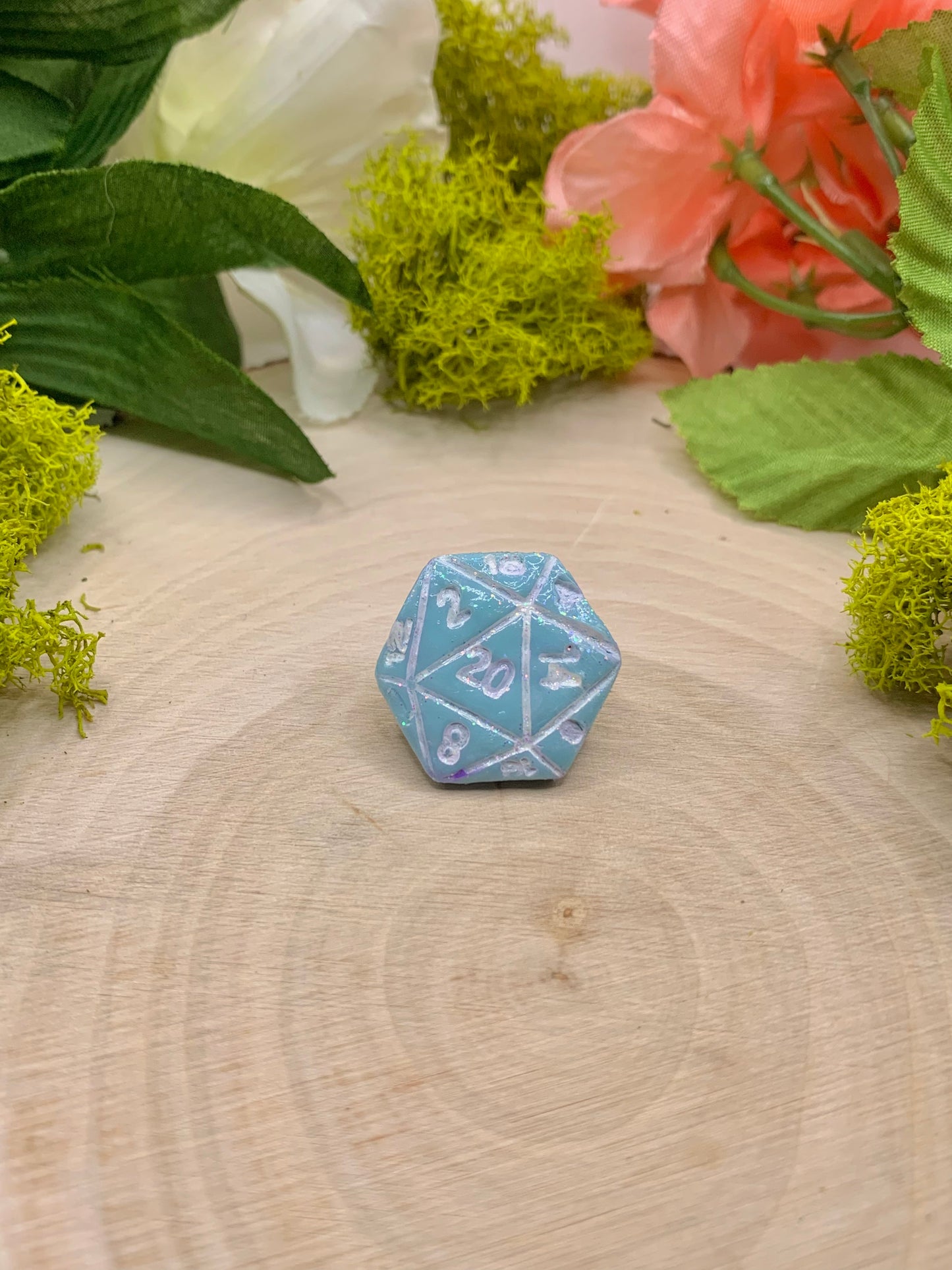 Lucky d20 Pin